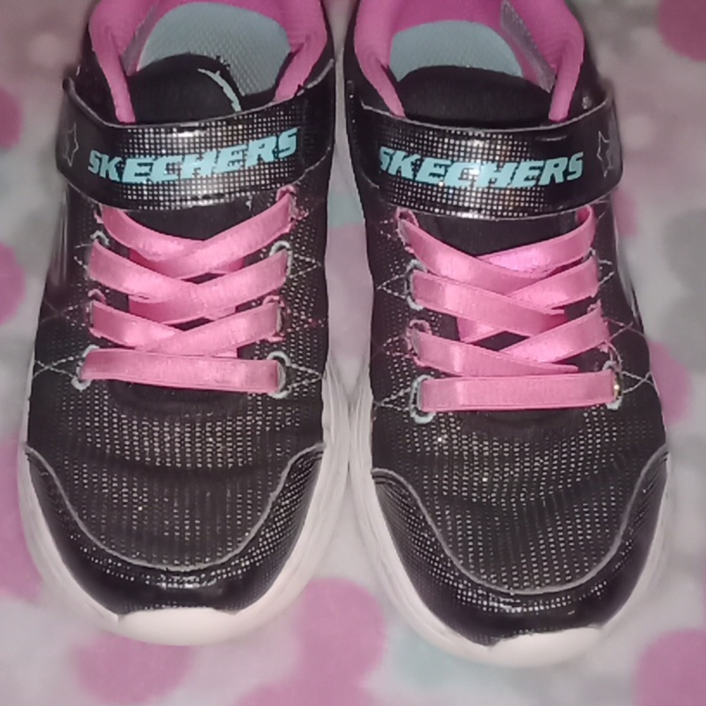 Cute girls sneakers 🥰😍